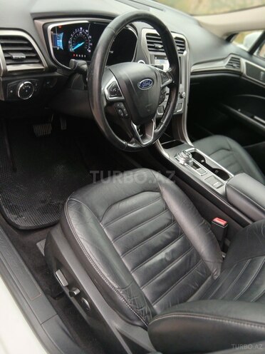 Ford Fusion (North America)-13