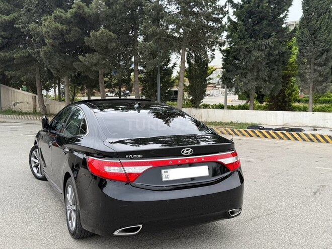 Hyundai Azera-5