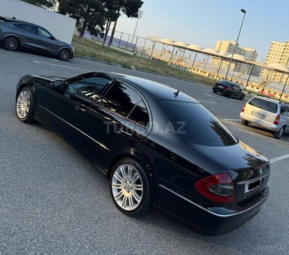 Mercedes E 220-4