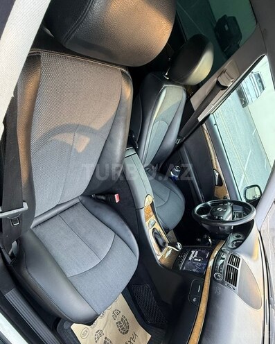 Mercedes E 220-9