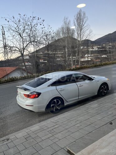 Honda Insight-5
