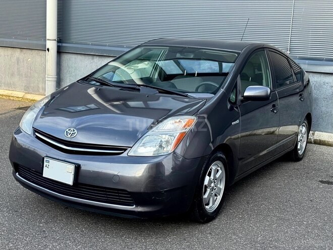 Toyota Prius-2