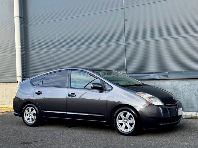 Toyota Prius-6