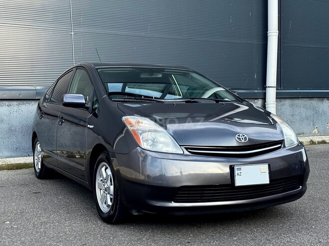 Toyota Prius-1