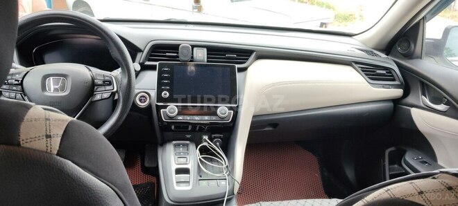 Honda Insight-10
