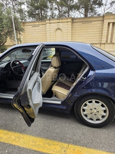 Mercedes C 180-10