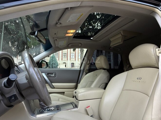 Infiniti FX35-10