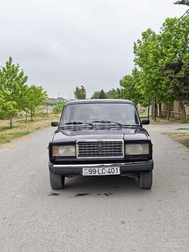 LADA (VAZ) 2107-1