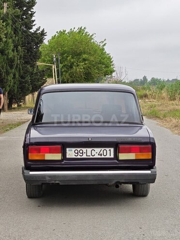 LADA (VAZ) 2107-2