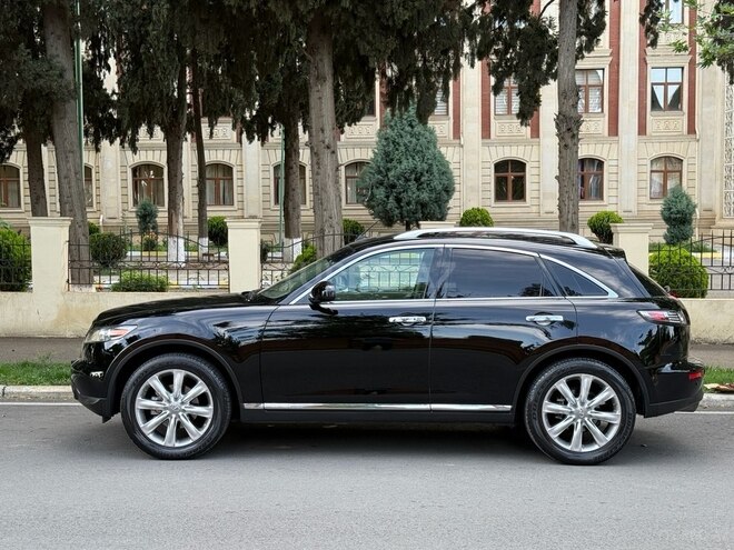 Infiniti FX35-4