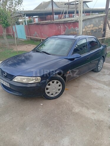 Opel Vectra-2