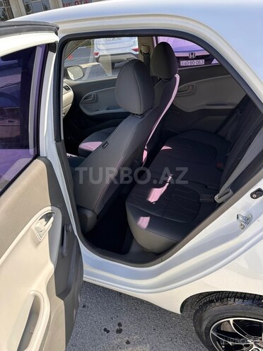 Kia Picanto-5