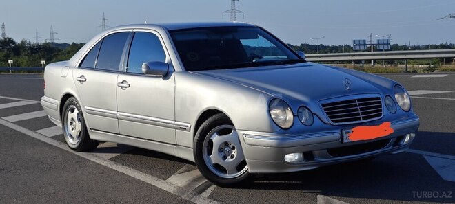 Mercedes E 240-12