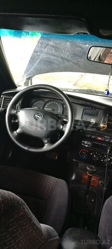 Opel Vectra-6