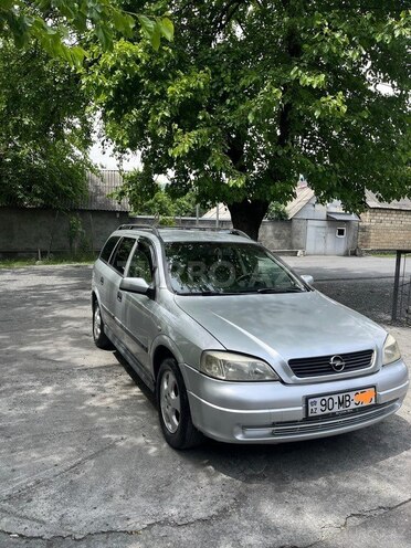 Opel Astra-2