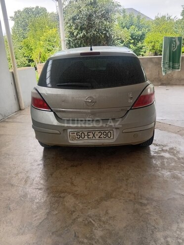 Opel Astra-2