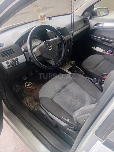 Opel Astra-4