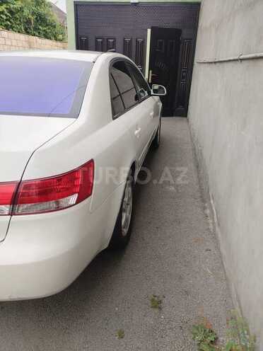 Hyundai Sonata-8