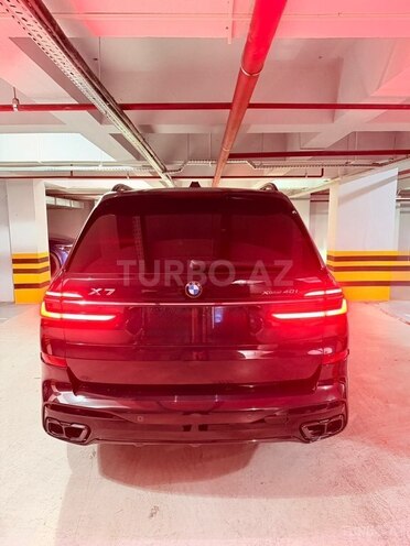 BMW X7-6
