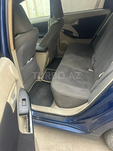 Toyota Prius-3