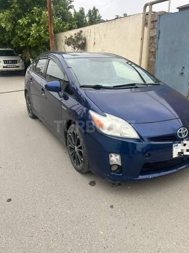 Toyota Prius-9