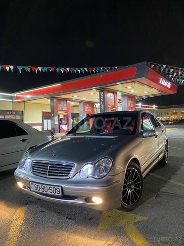 Mercedes C 200-1