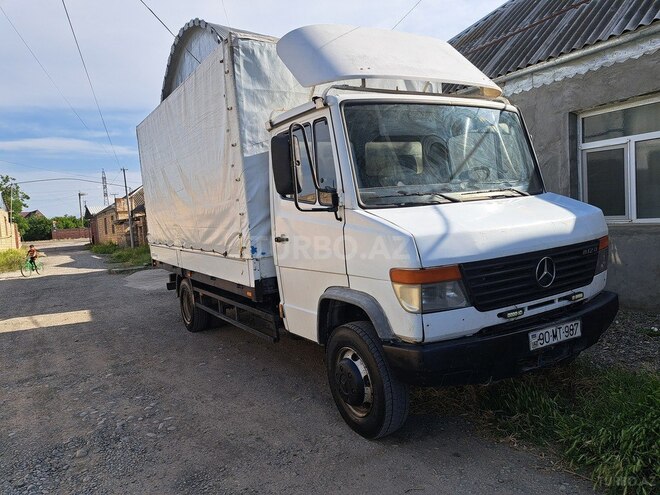 Mercedes Vario-3