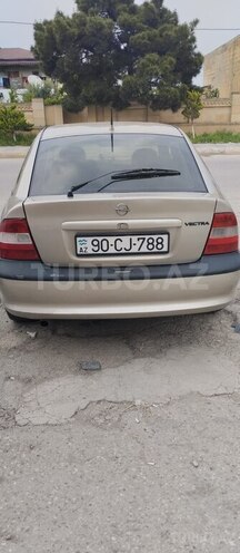 Opel Vectra-13