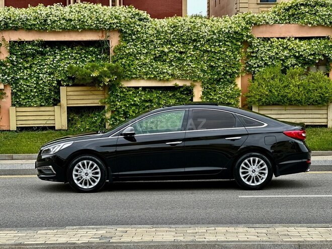 Hyundai Sonata-11
