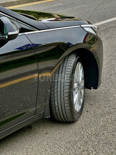 Hyundai Sonata-16