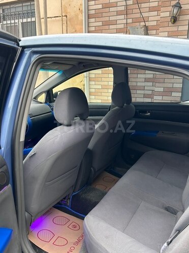Toyota Prius-12