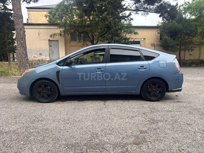Toyota Prius-7