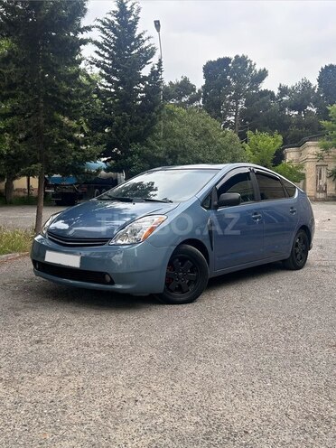 Toyota Prius-3