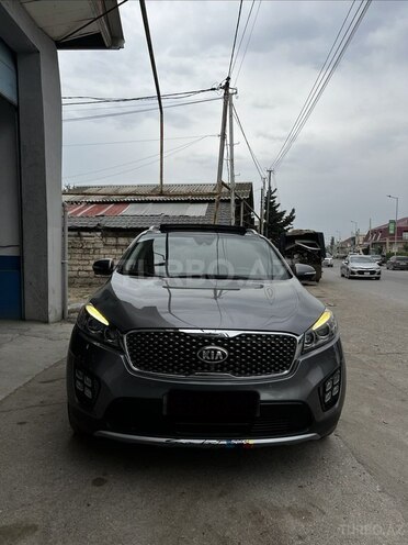 Kia Sorento-1