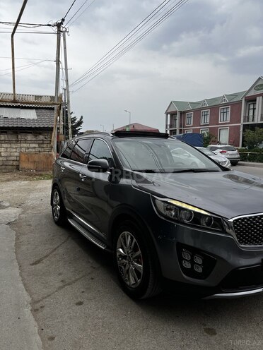 Kia Sorento-2