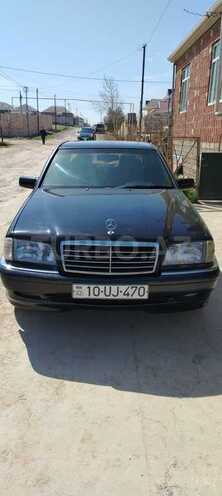 Mercedes C 200-1