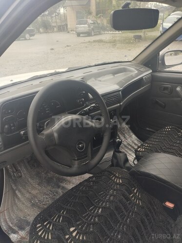 Daewoo Nexia-11