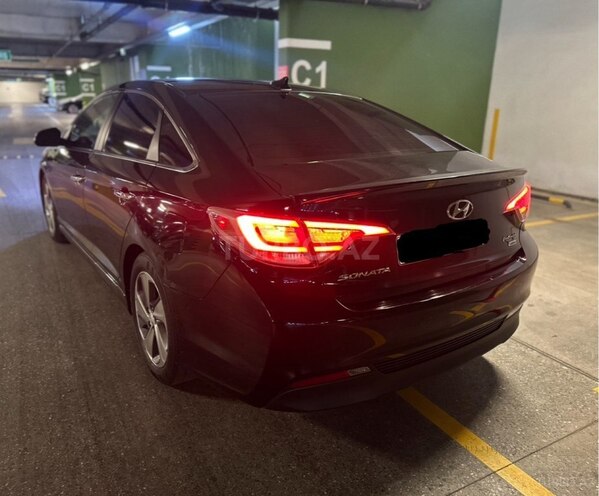 Hyundai Sonata-3