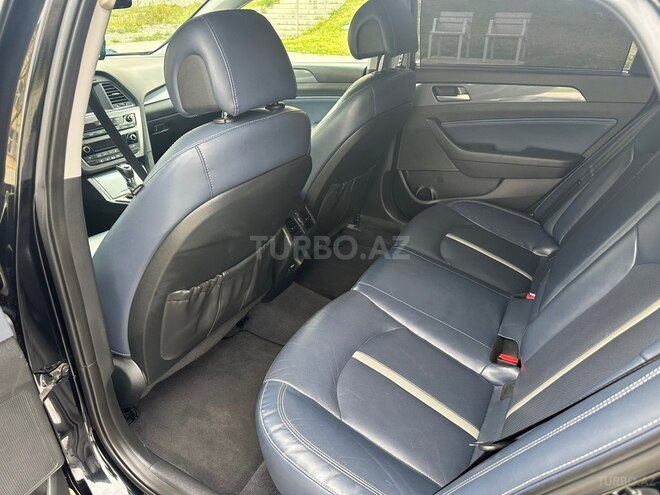 Hyundai Sonata-10