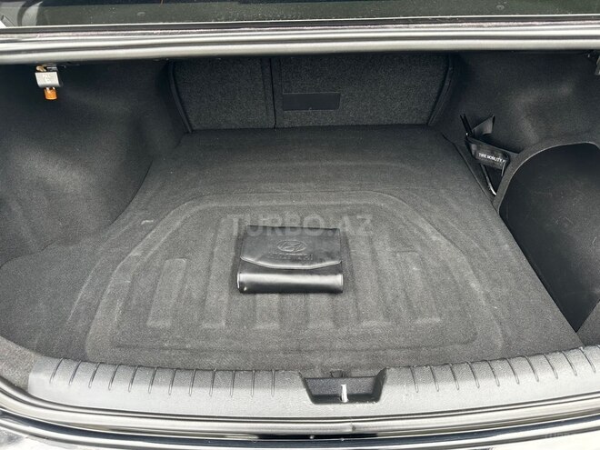 Hyundai Sonata-6