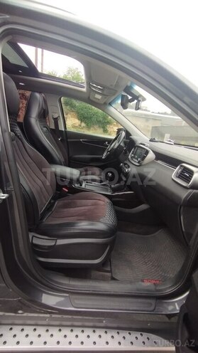 Kia Sorento-9
