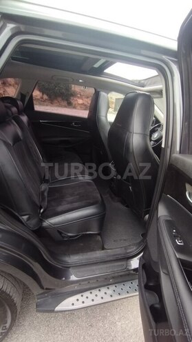 Kia Sorento-10