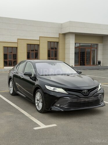 Toyota Camry-3
