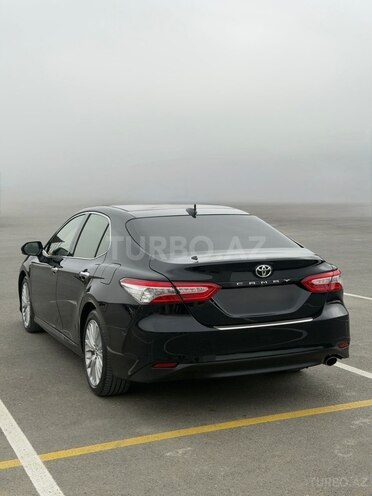 Toyota Camry-6