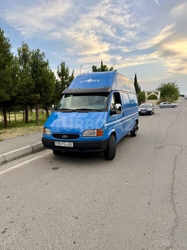 Ford Transit-2
