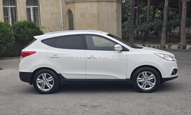 Hyundai ix35-4