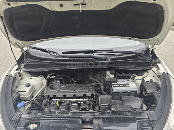 Hyundai ix35-11