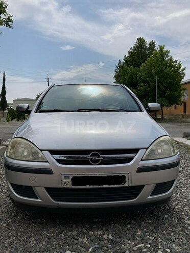 Opel Corsa-1