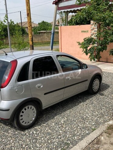 Opel Corsa-9