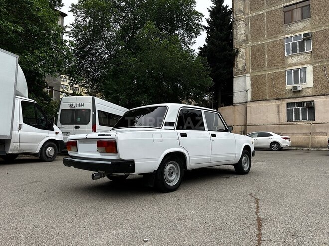 LADA (VAZ) 2107-8